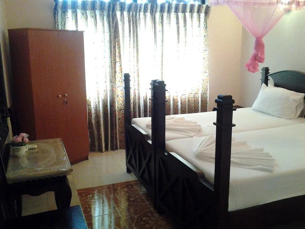 La Grande Holiday Resort Negombo